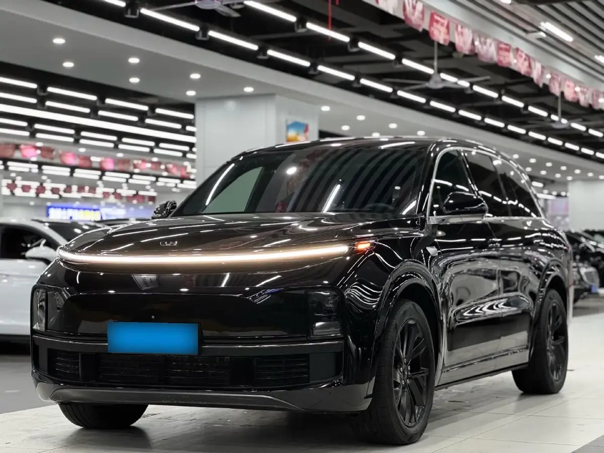 2023 Li L8 Range Extended 154HP REEV 40.9KWH