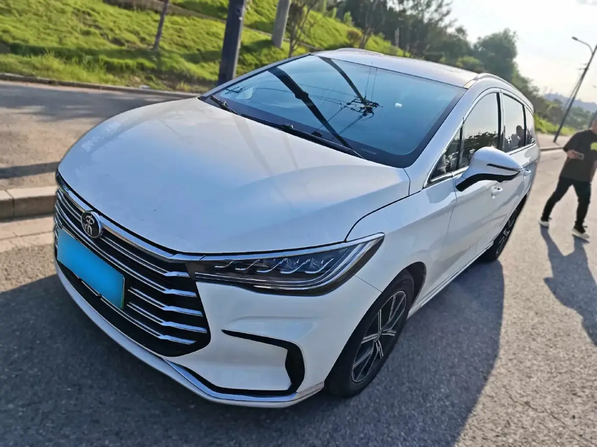 2022 BYD Song MAX 1.5L 110HP L4 E-CVT PHEV 18.3KWH