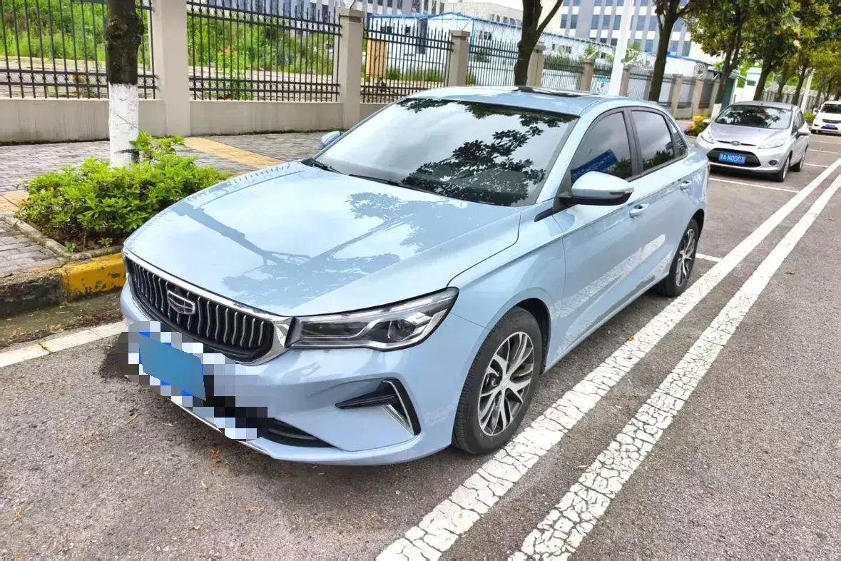 2023 Geely Emgrand 1.5L 127HP L4 5MT