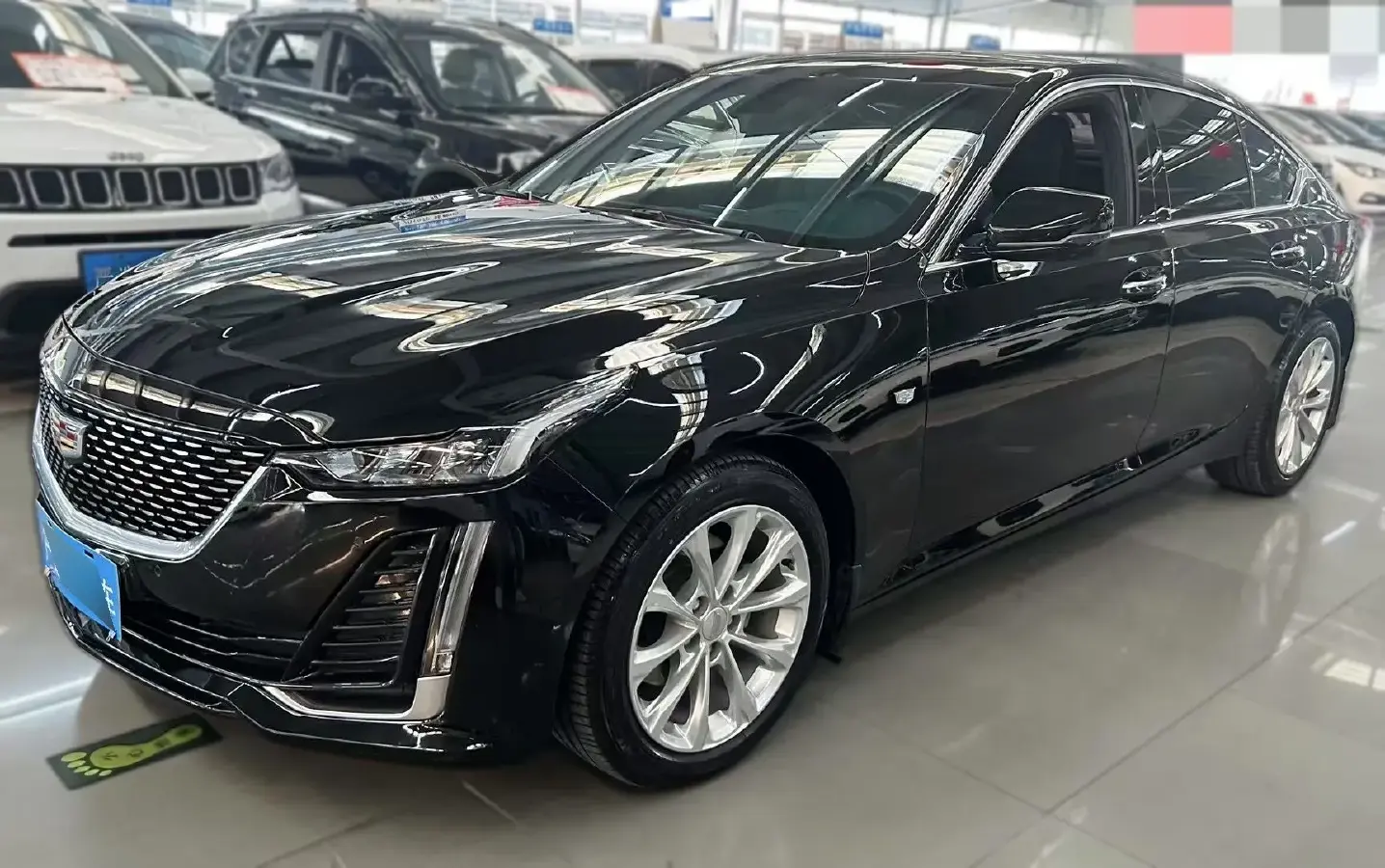 2022 Cadillac CT5 2.0T 237HP L4 10AT