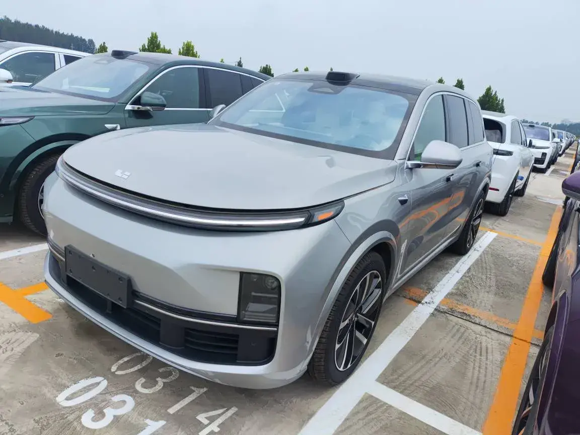 2022 Li L9 Range Extended 154HP REEV 42.6KWH