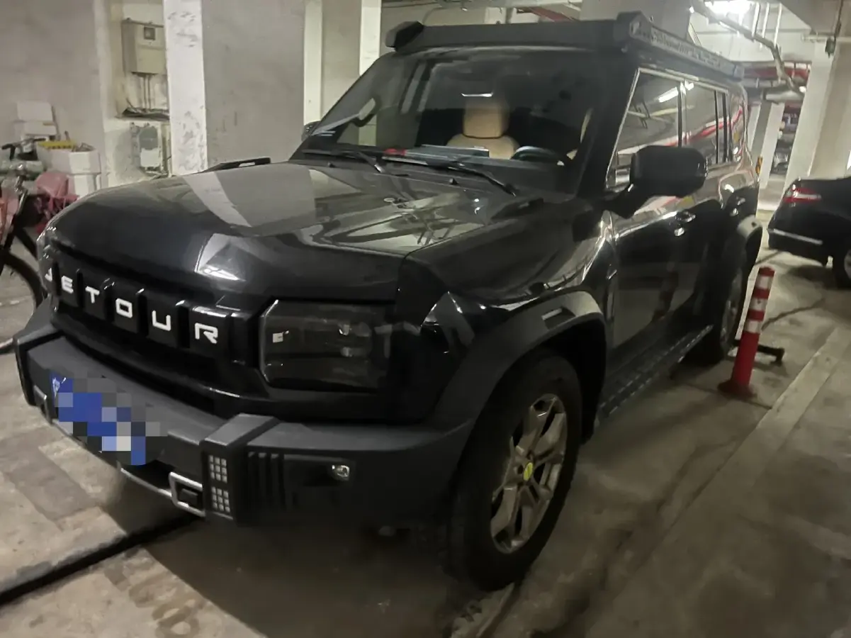 2023 Jetour Traveller 2.0T 254HP L4 8AT