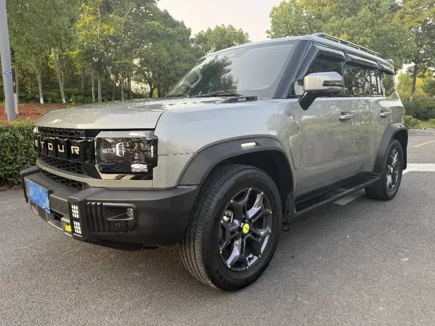 2023 Jetour Traveller 2.0T 254HP L4 7DCT