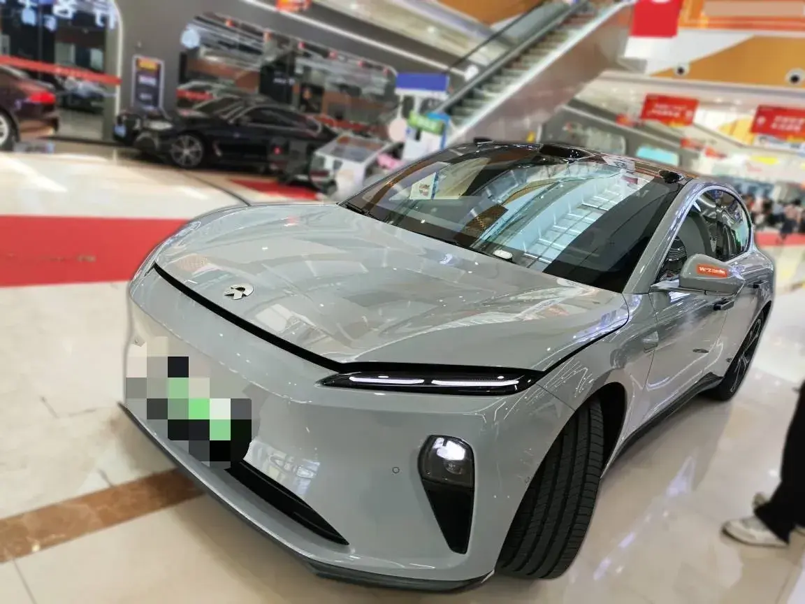 2024 NIO ET5 BEV 75KWH