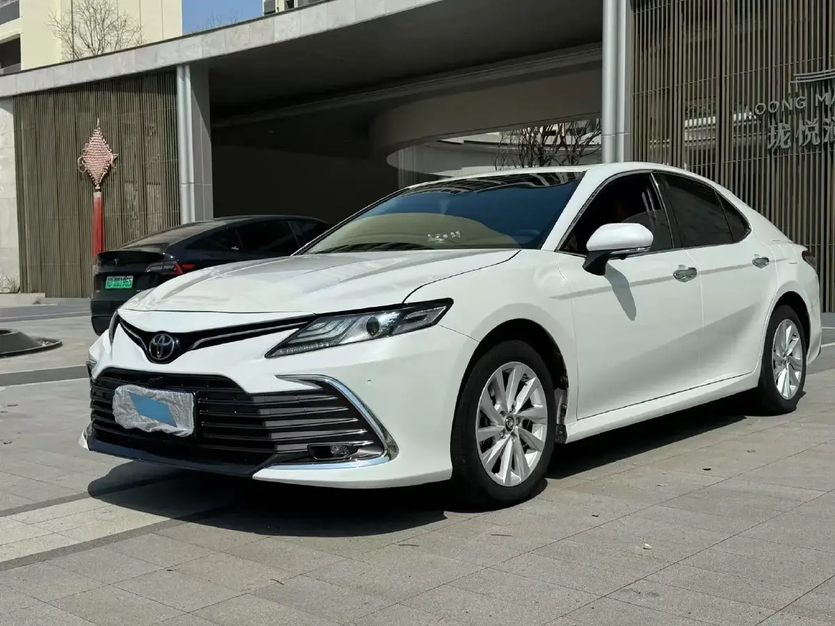 2021 Toyota Camry 2.0L 178HP L4 CVT