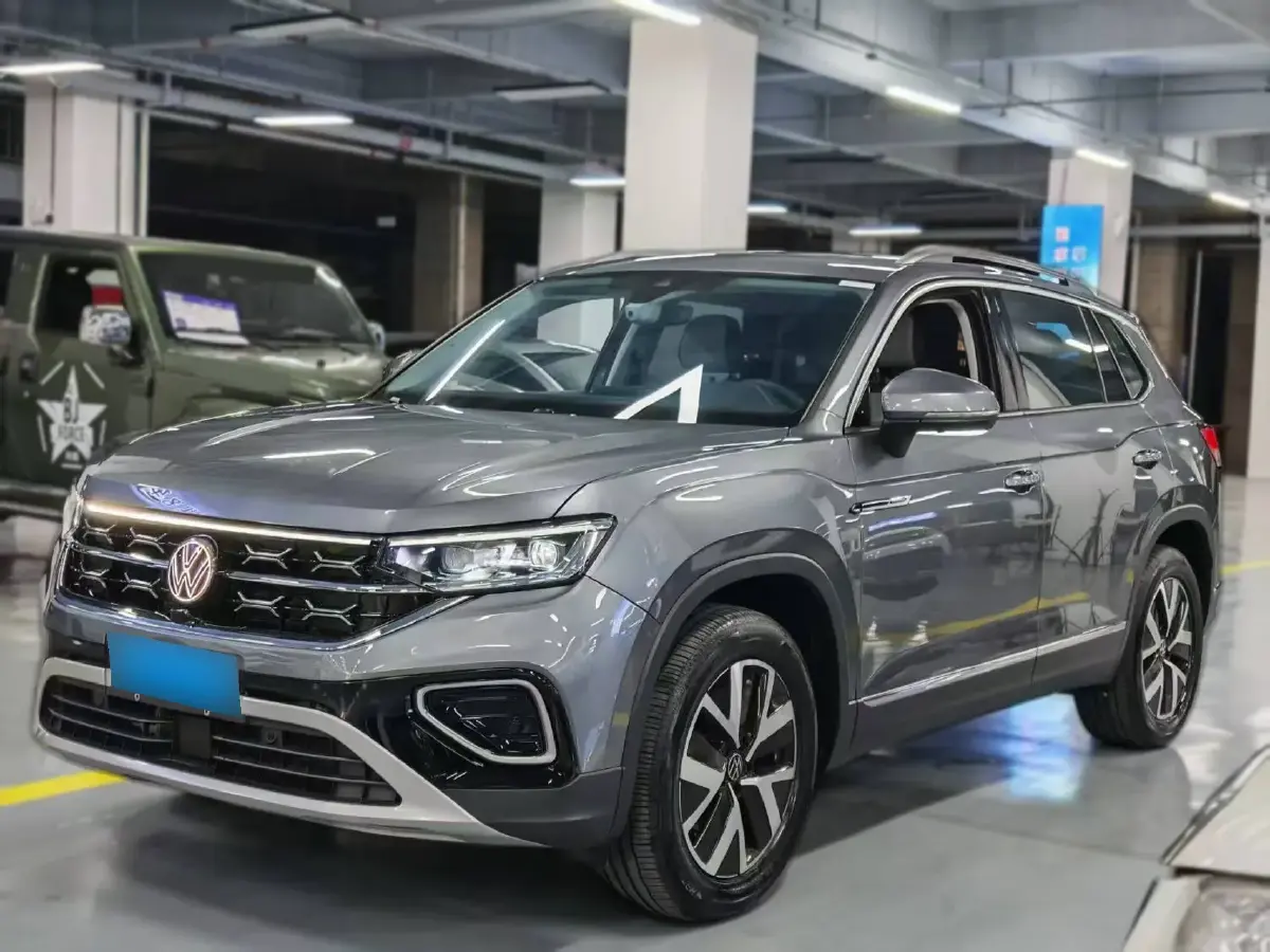 2023 Volkswagen Tayron 1.5T 160HP L4 7DCT