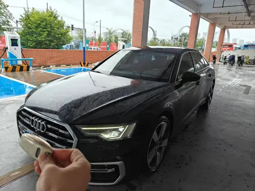 2022 Audi A6L 2.0T 224HP L4 7DCT