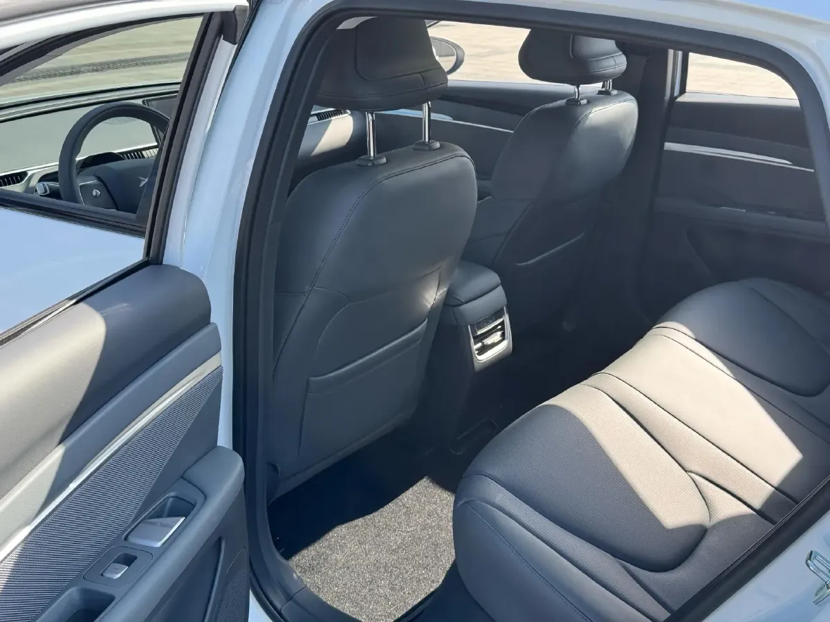 2024 Xpeng MONA M03 BEV 62.2KWH,autocango,china used car exporter,china ev exporter,chinese used car exporter,chinese used ev exporter