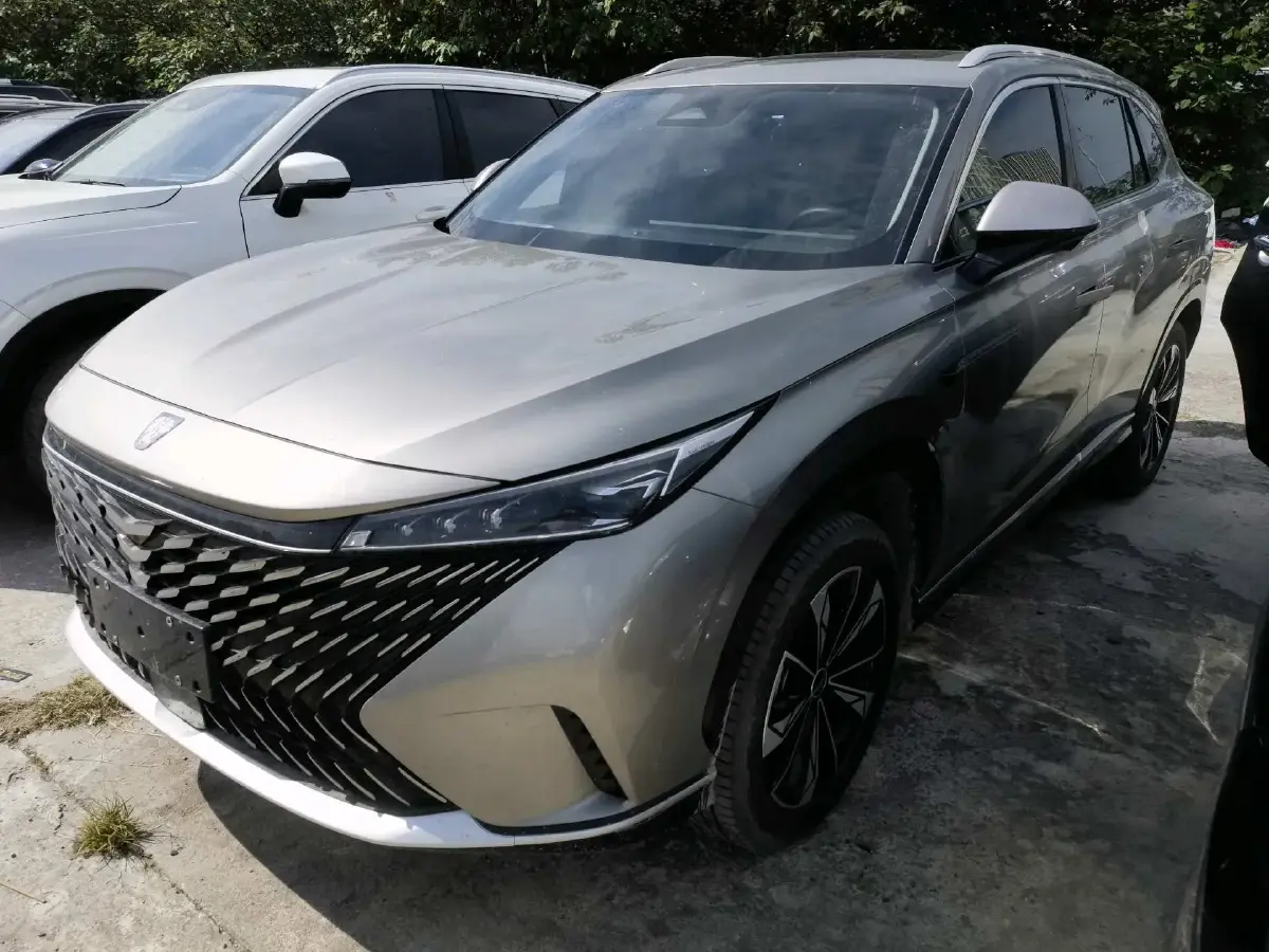 2023 Roewe RX5 1.5T 181HP L4 6MT