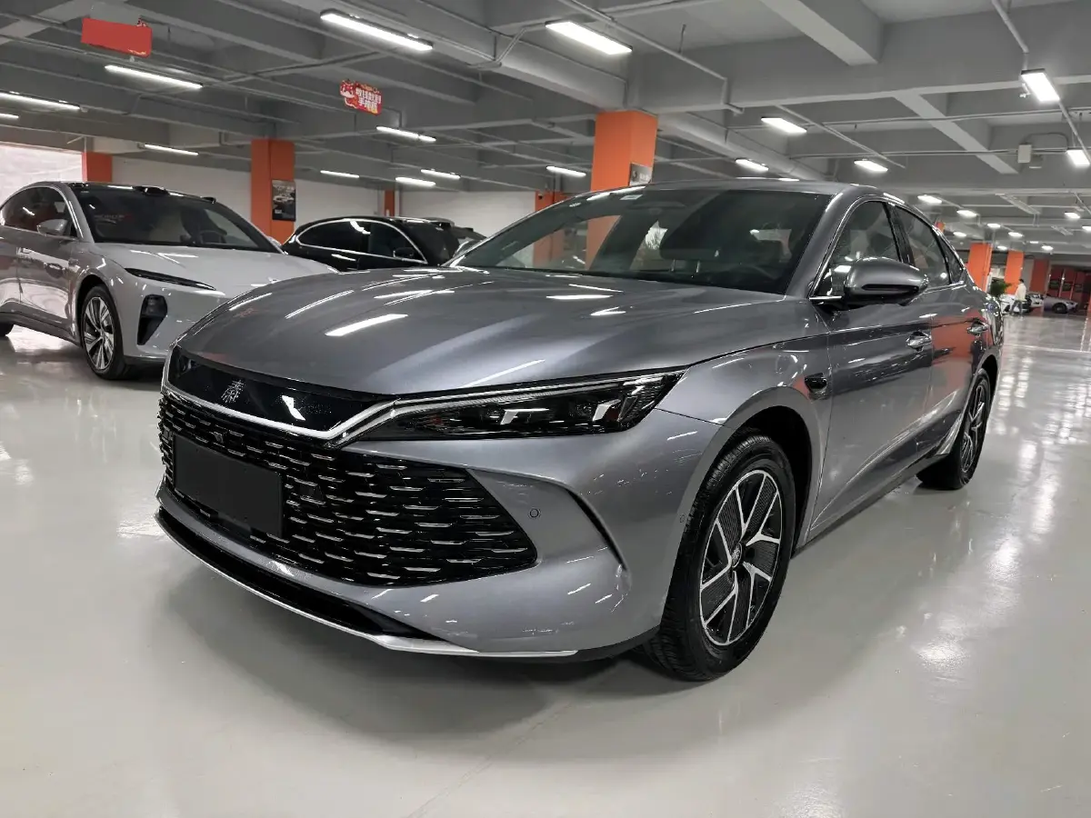 2025 BYD QinL 1.5L 101HP L4 E-CVT PHEV 15.87KWH