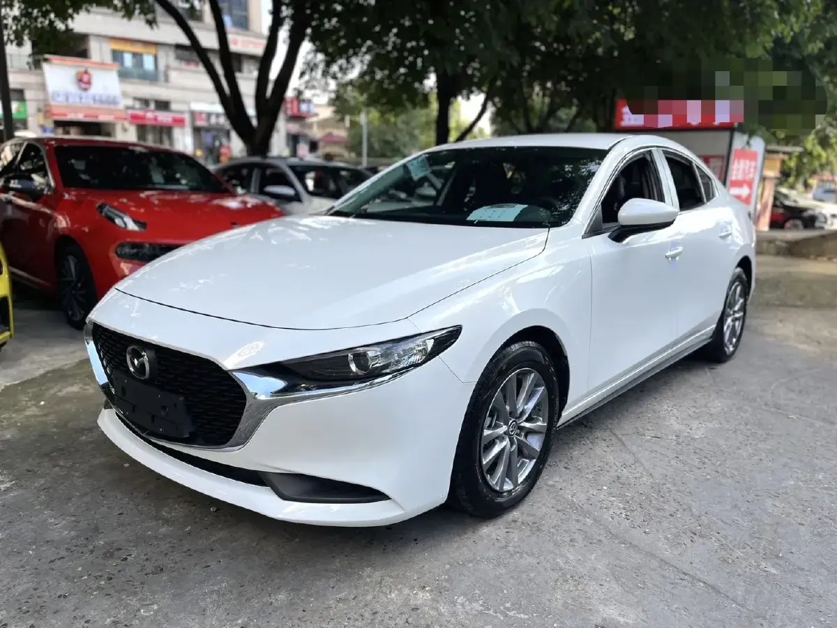 2022 Mazda 3 Axela 2.0L 158HP L4 6AT