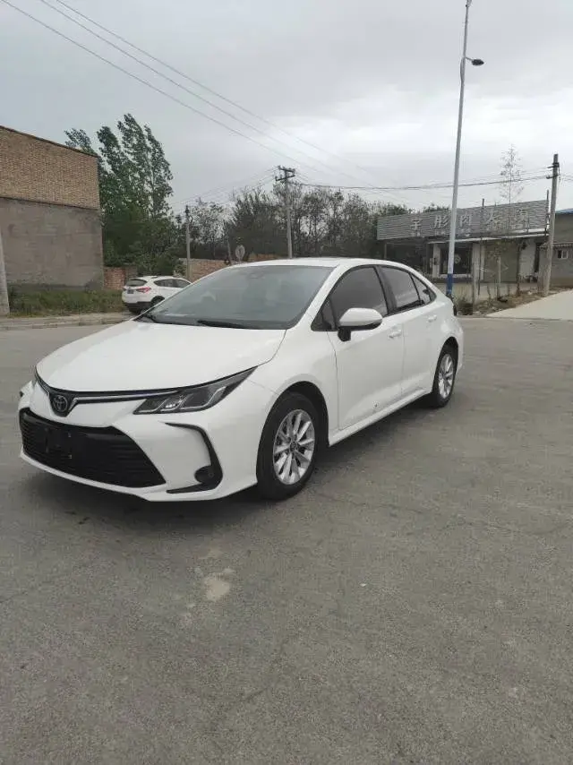 2021 Toyota Corolla 1.2T 116HP L4 CVT