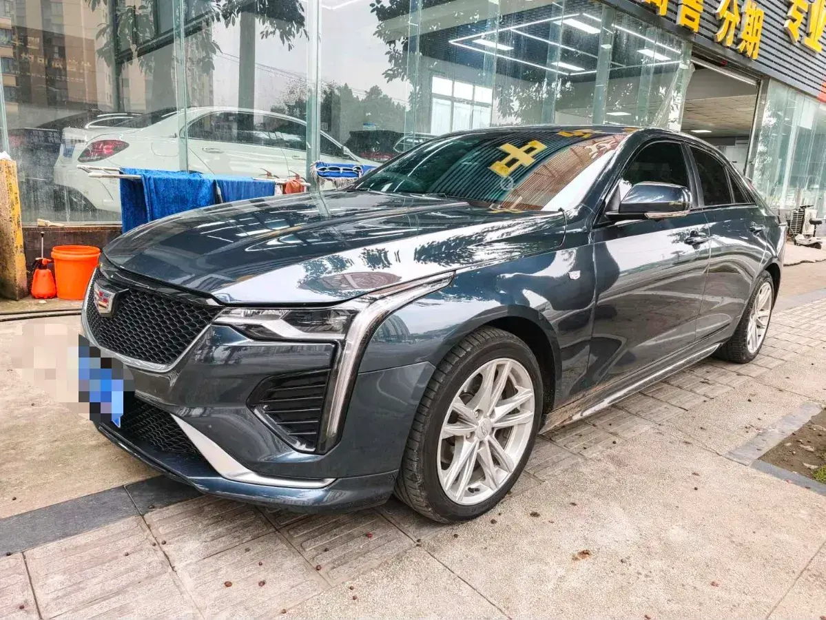 2022 Cadillac CT4 2.0T 237HP L4 8AT