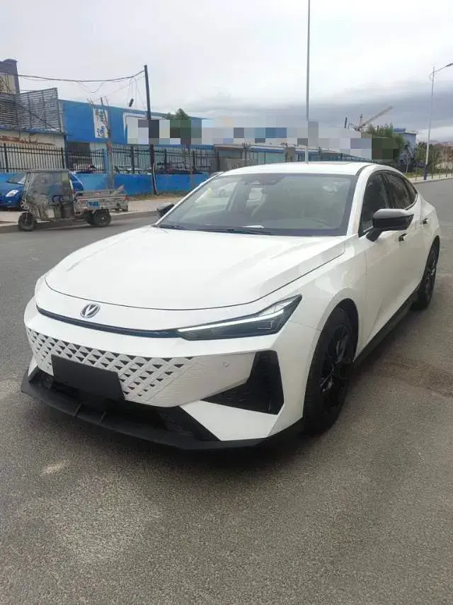 2023 ChangAn UNI-V 1.5T 188HP L4 7DCT