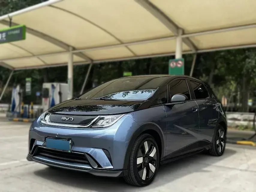 2025 BYD Dolphin BEV 60.48KWH