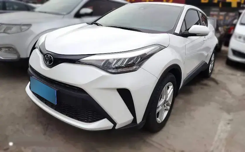2023 Toyota C-HR 2.0L 171HP L4 CVT