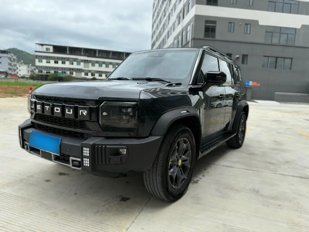 2023 Jetour Traveller 2.0T 254HP L4 7DCT