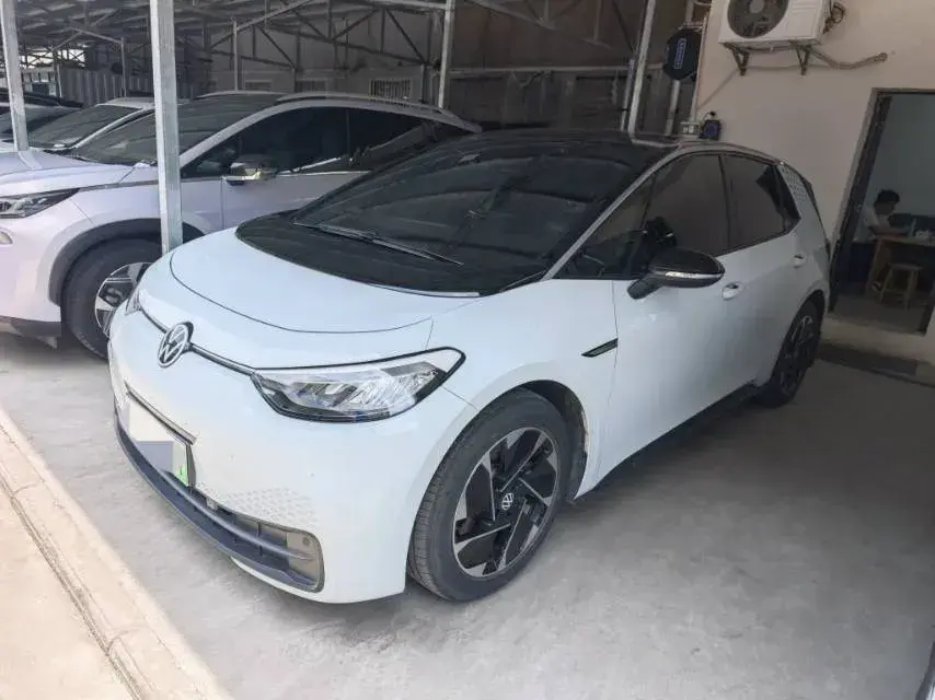 2023 Volkswagen ID.3 BEV 52.8KWH