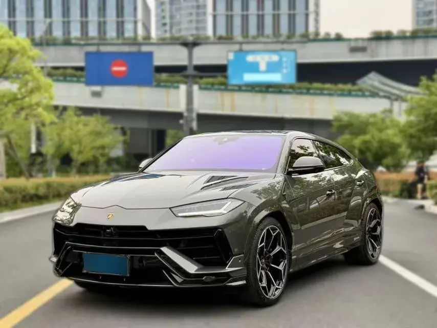 2023 Lamborghini Urus 4.0T 641HP V8 8AT