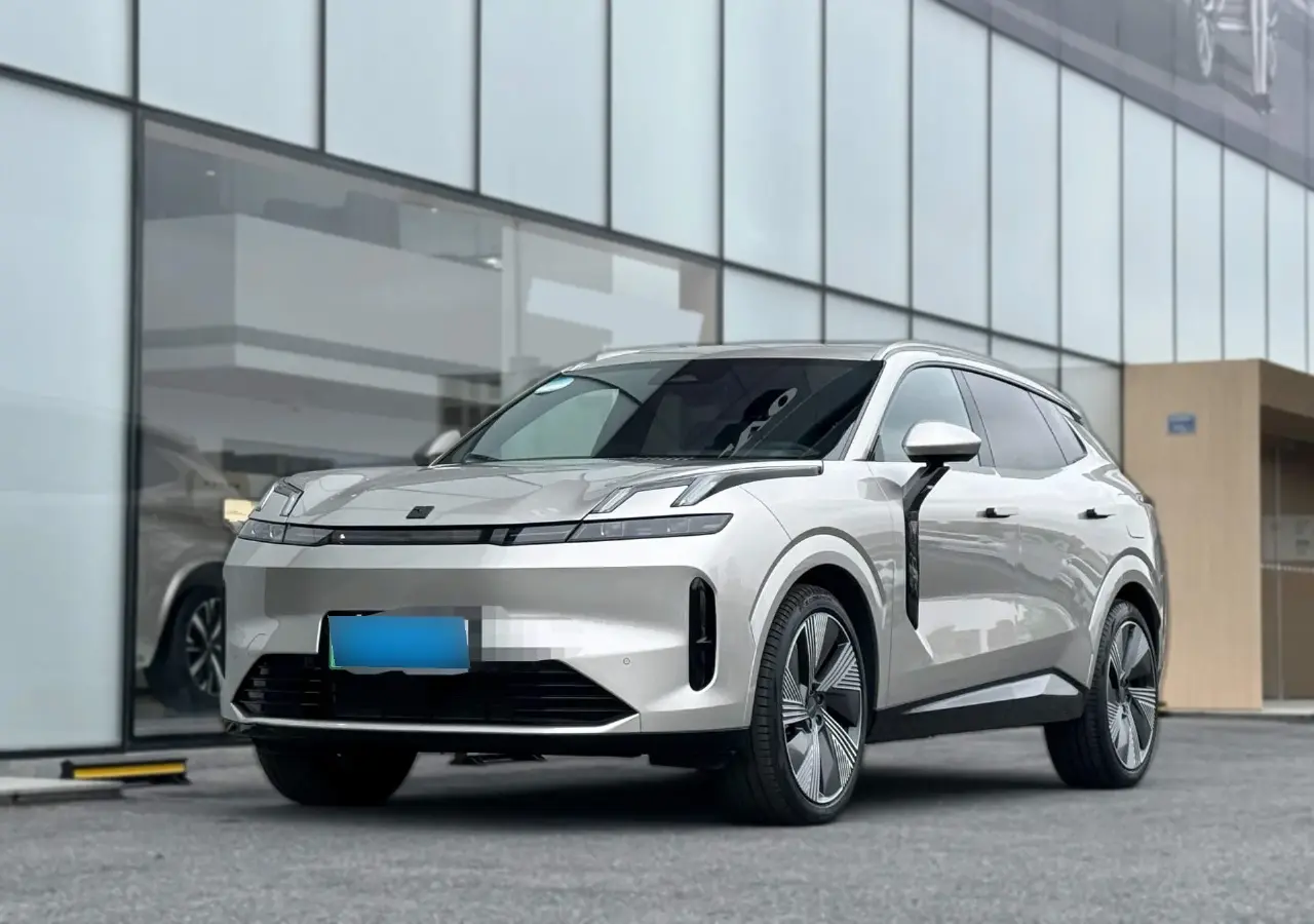2023 LYNK&CO 08 EM-P 1.5T 163HP L4 3DHT PHEV 21.2KWH
