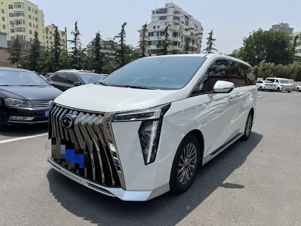 2023 GAC Trumpchi M8 2.0T 252HP L4 8AT