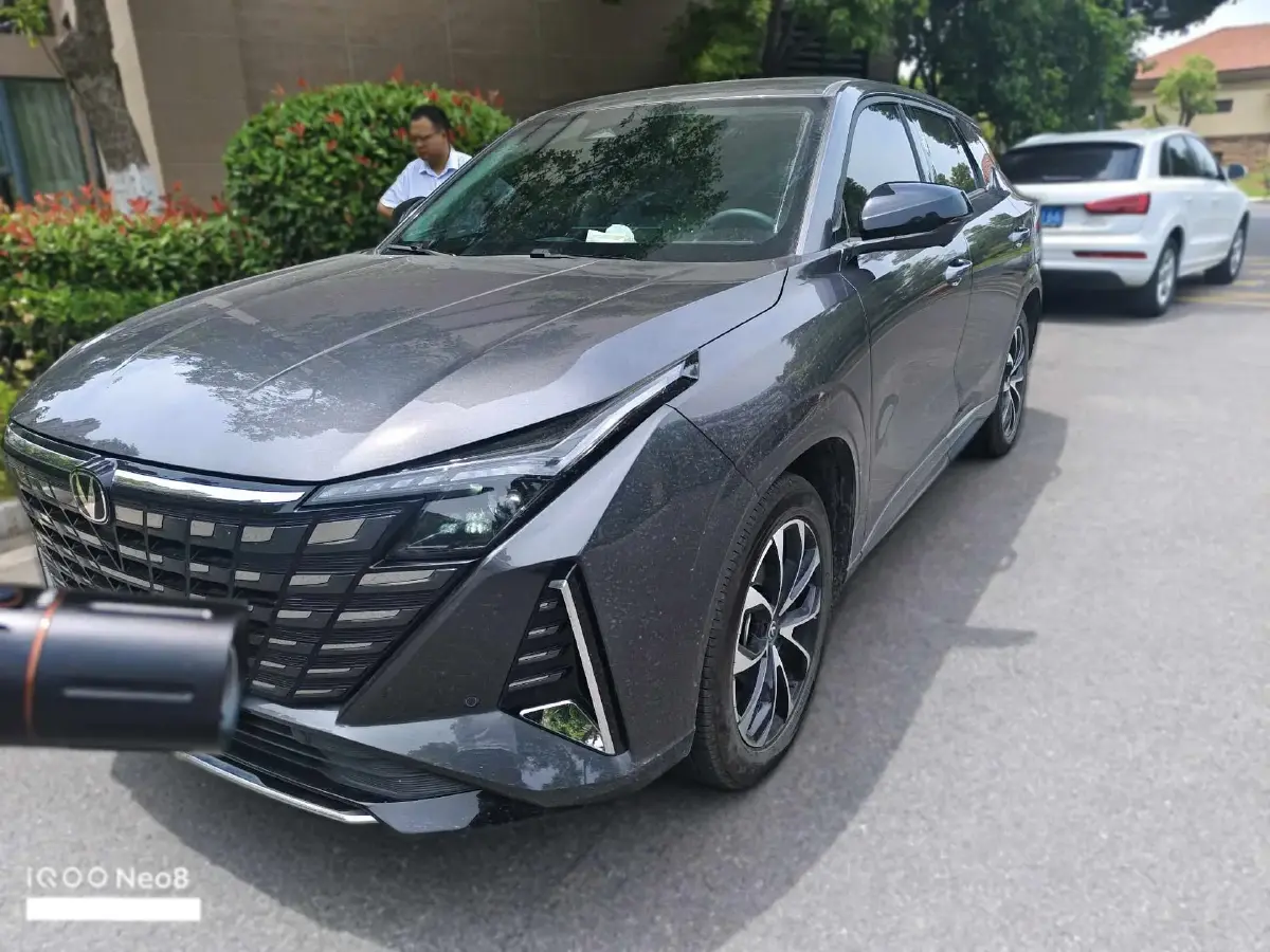 2024 ChangAn UNI-Z 1.5L 98HP L4 E-CVT PHEV 18.4KWH