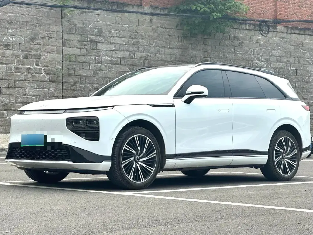 2024 Xpeng G9 BEV 98KWH