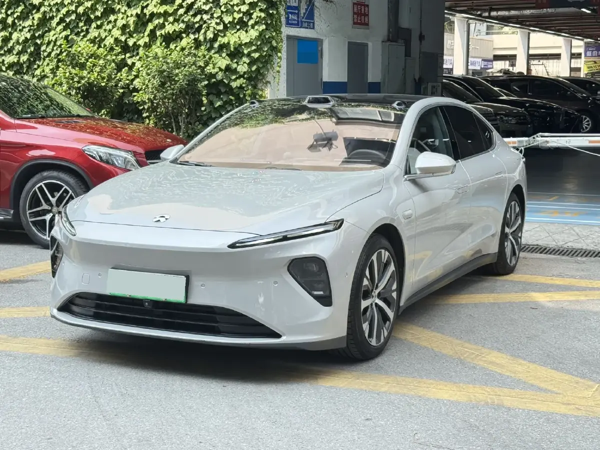 2023 NIO ET7 BEV 75KWH