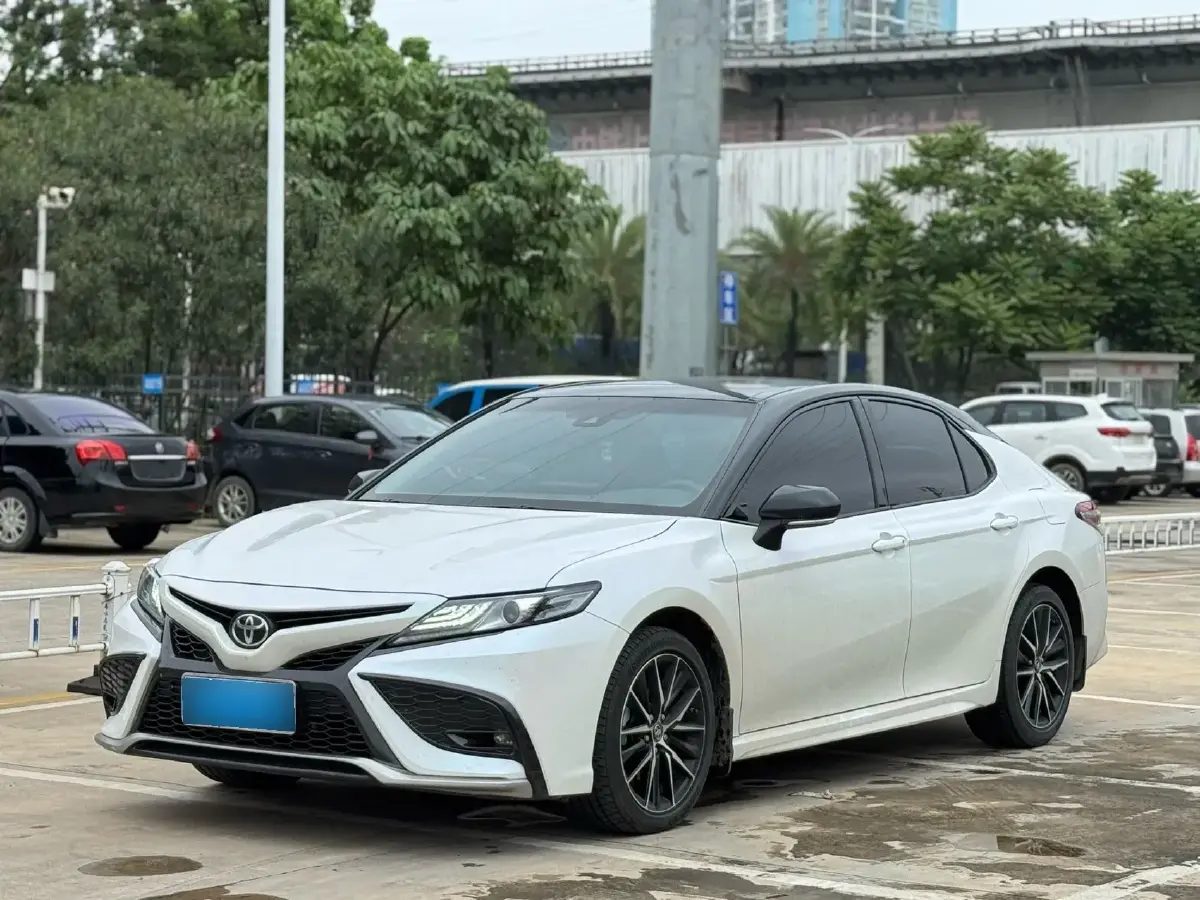 2023 Toyota Camry 2.0L 177HP L4 CVT