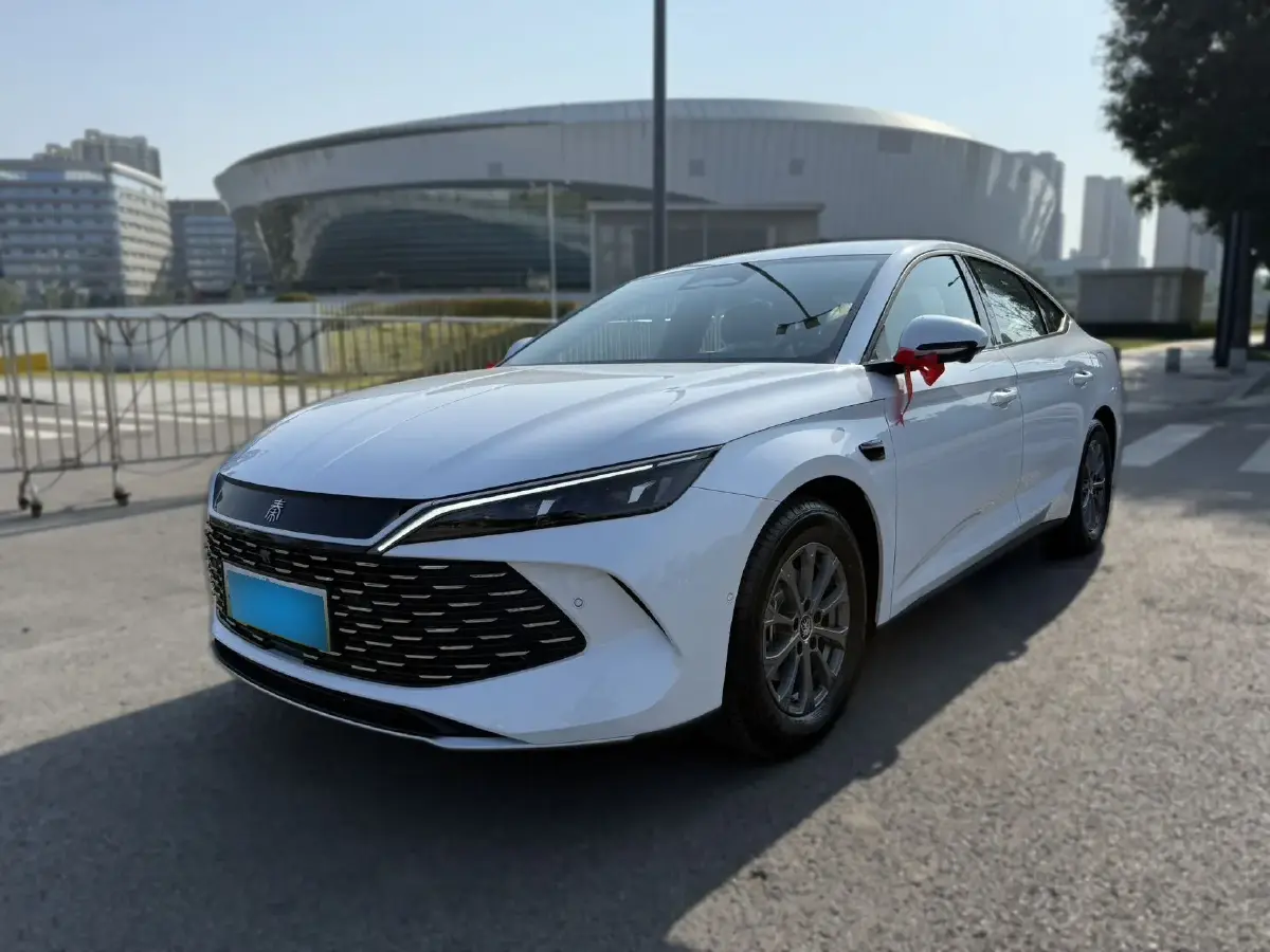 2025 BYD QinL 1.5L 101HP L4 E-CVT PHEV 10.08KWH