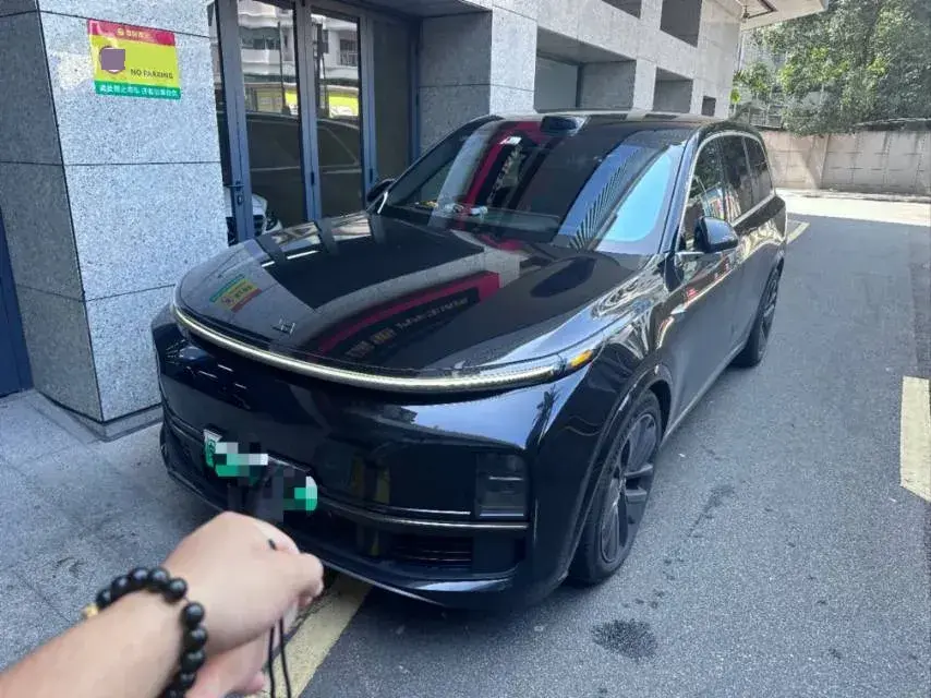 2022 Li L9 Range Extended 154HP REEV 42.6KWH