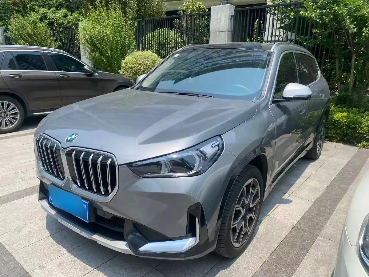2024 BMW X1 2.0T 204HP L4 7DCT