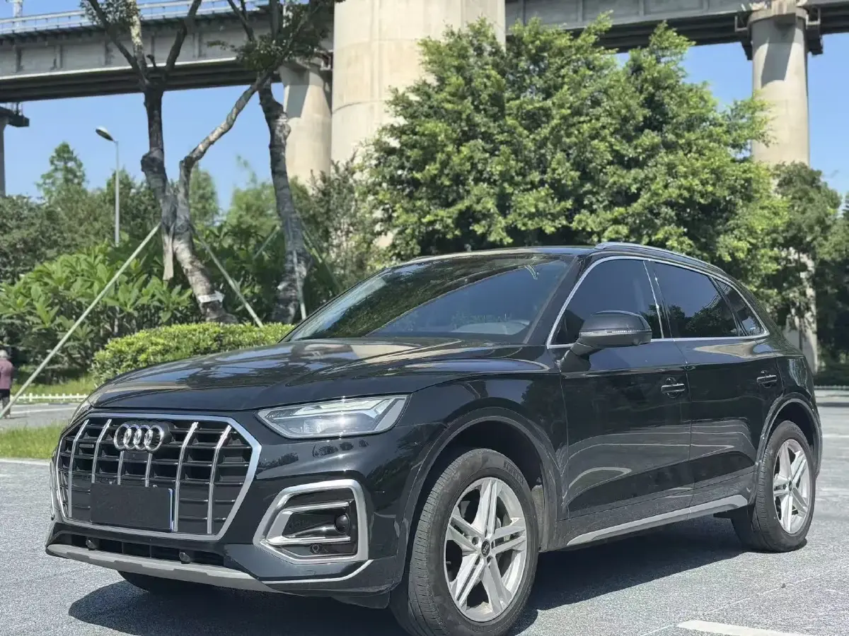2022 Audi Q5L 2.0T 190HP L4 7DCT