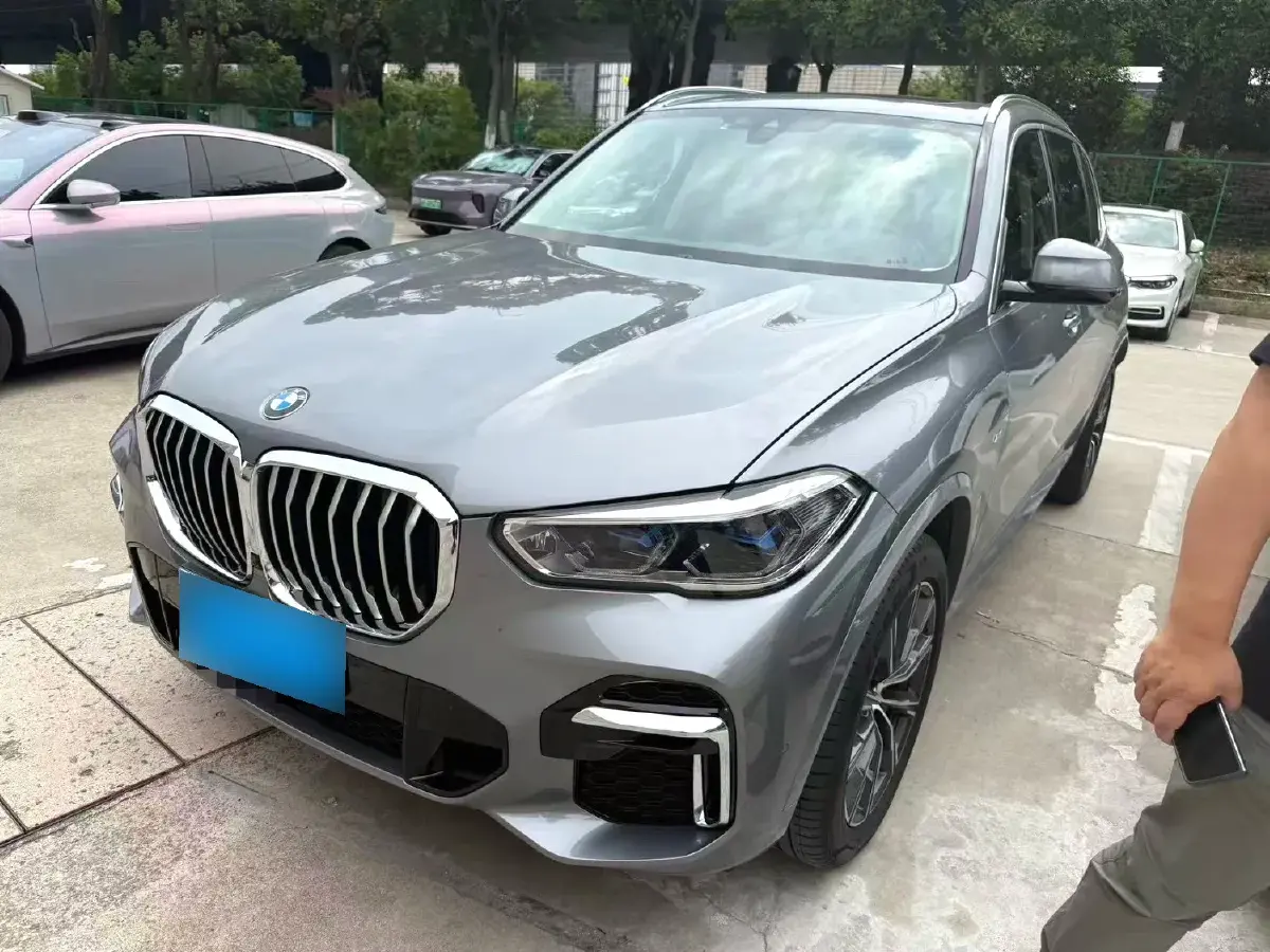 2022 BMW X5 2.0T 245HP L4 8AT