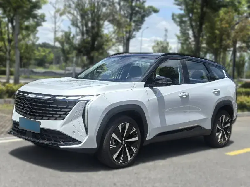 2024 Geely StarRay 1.5T 181HP L4 7DCT