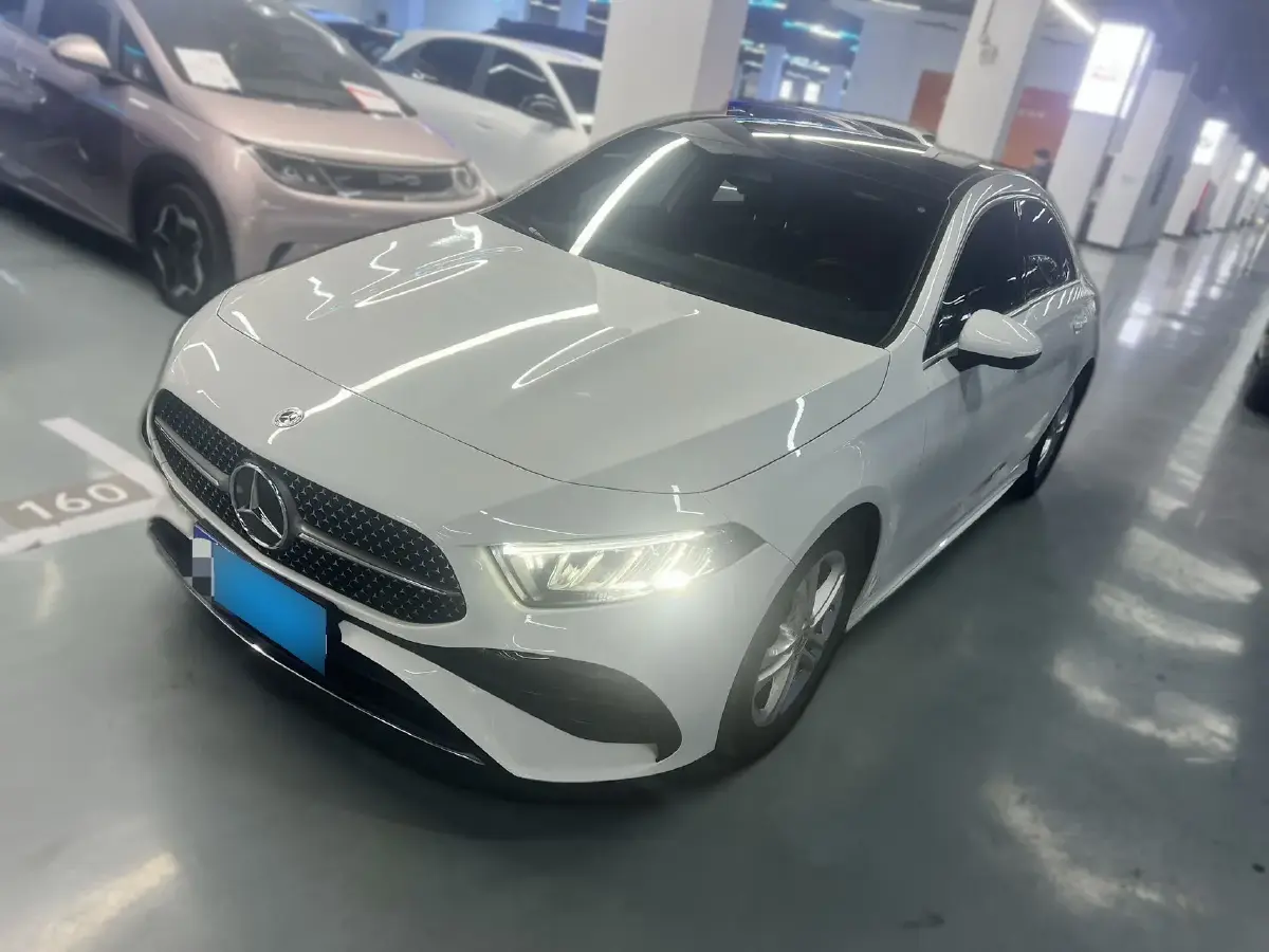 2023 Mercedes-Benz A Class 1.3T 136HP L4 7DCT