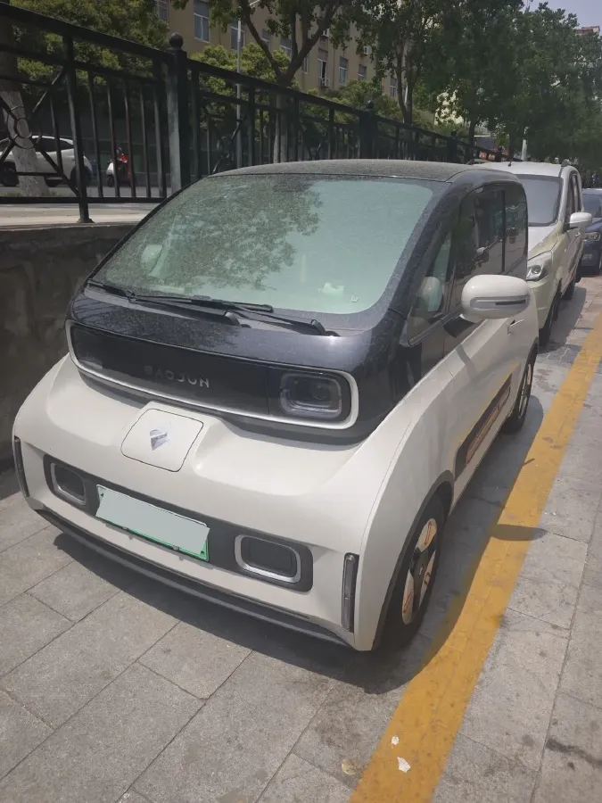 2022 BaoJun KiWi EV BEV 31.9KWH,autocango,china used car exporter,china ev exporter,chinese used car exporter,chinese used ev exporter