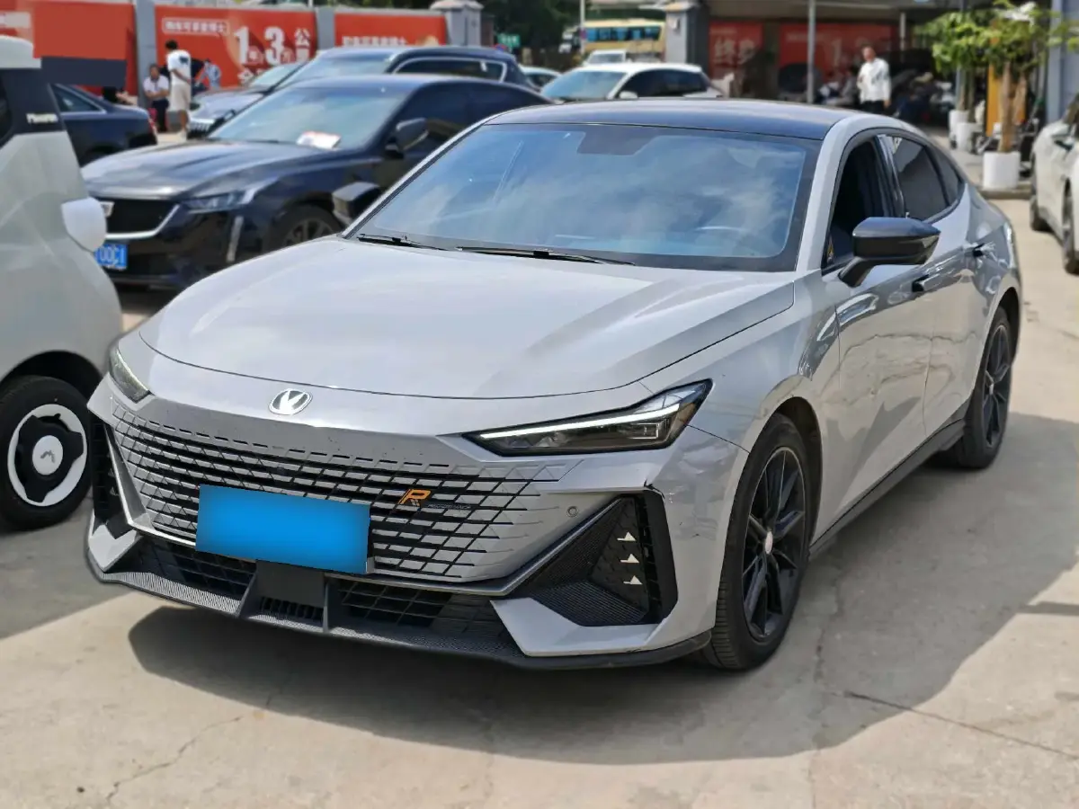 2022 ChangAn UNI-V 1.5T 188HP L4 7DCT