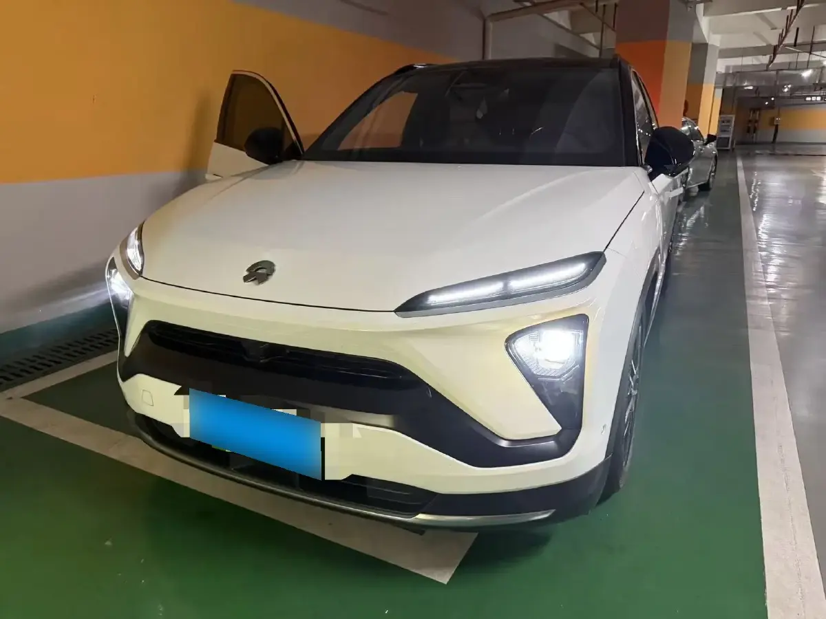 2022 NIO ES6 BEV 75KWH