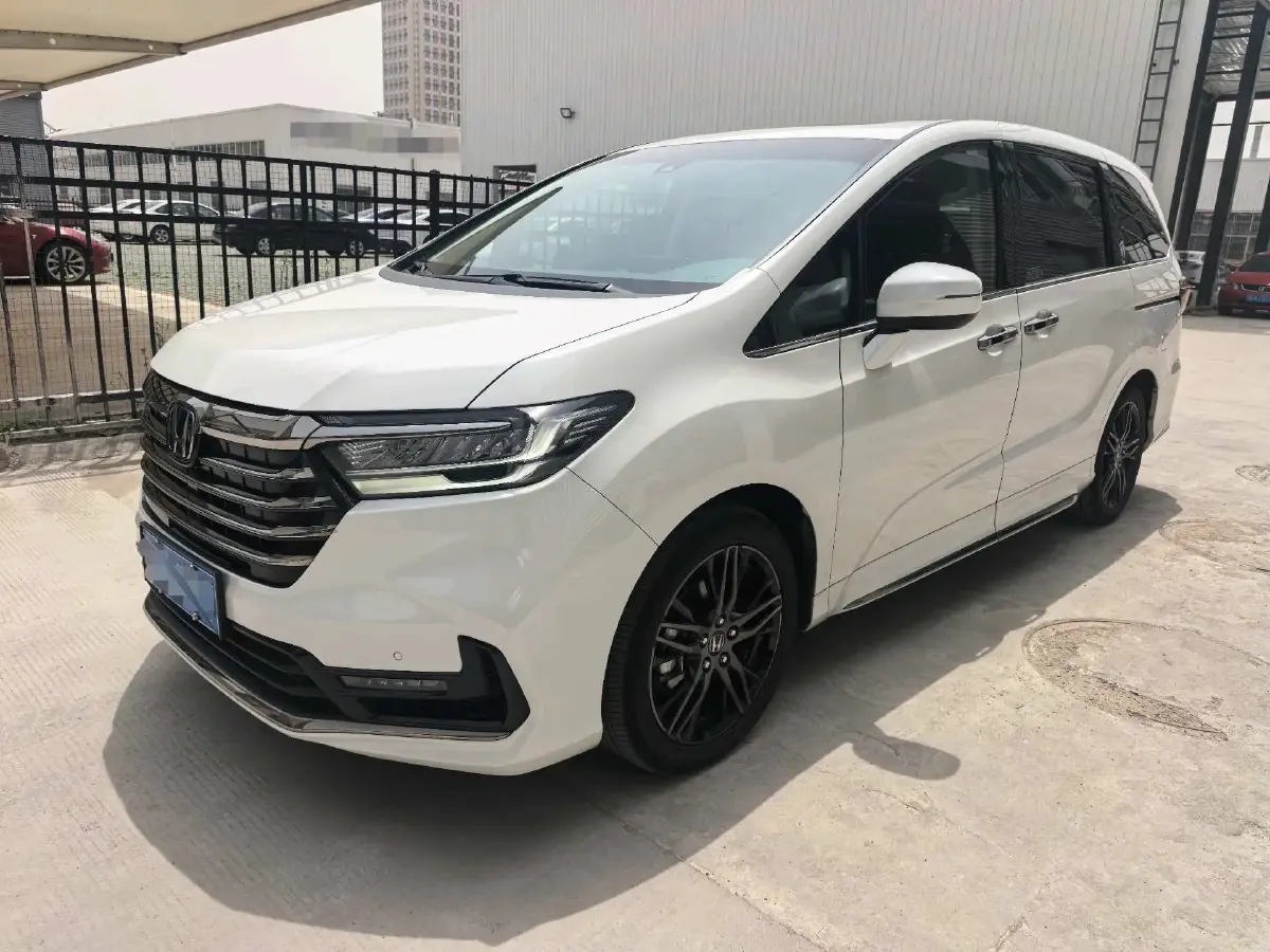 2022 Honda Odyssey 2.0L 146HP L4 E-CVT Hybrid
