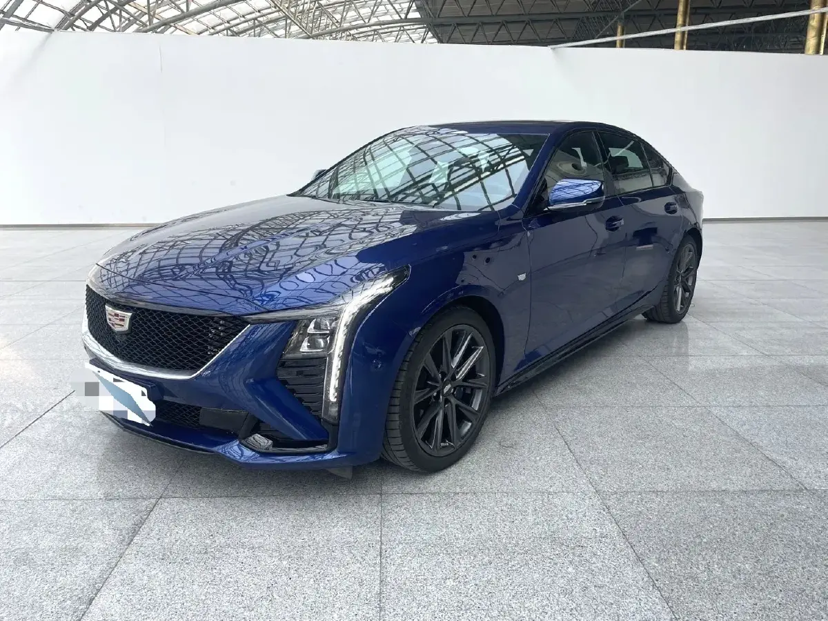 2024 Cadillac CT5 2.0T 237HP L4 10AT