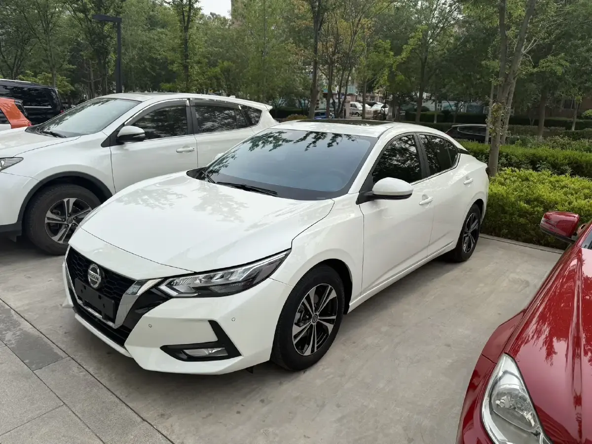 2022 Nissan Sylphy 1.6L 135HP L4 CVT