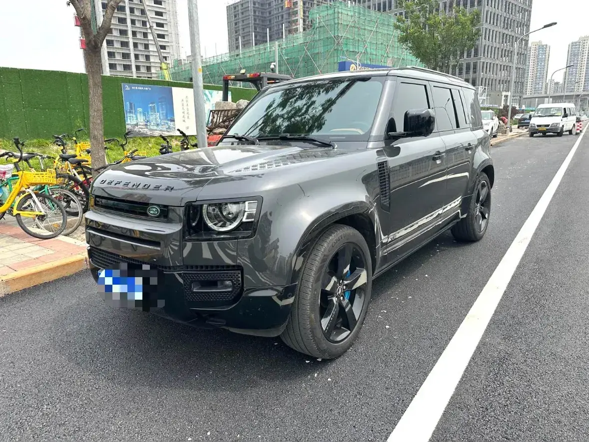2023 Land Rover Defender 3.0T 400HP L6 8AT