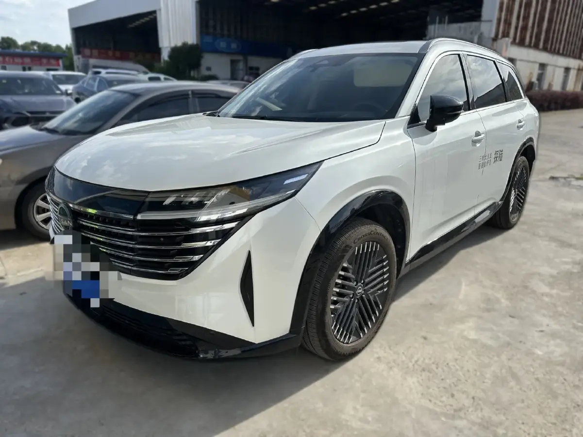 2024 Nissan Pathfinder 2.0T 252HP L4 9AT