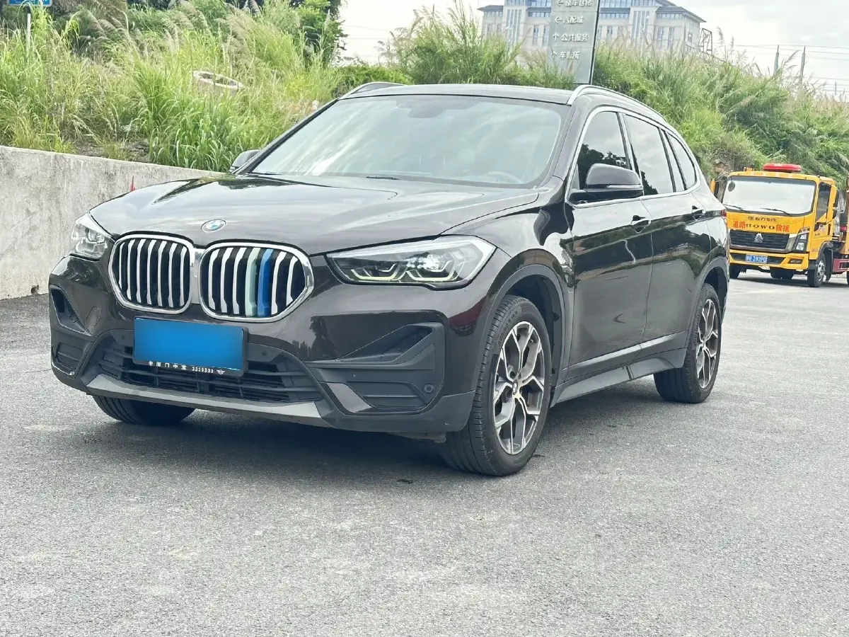 2022 BMW X1 2.0T 192HP L4 7DCT