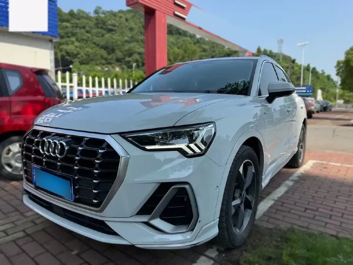 2022 Audi Q3 1.4T 150HP L4 7DCT