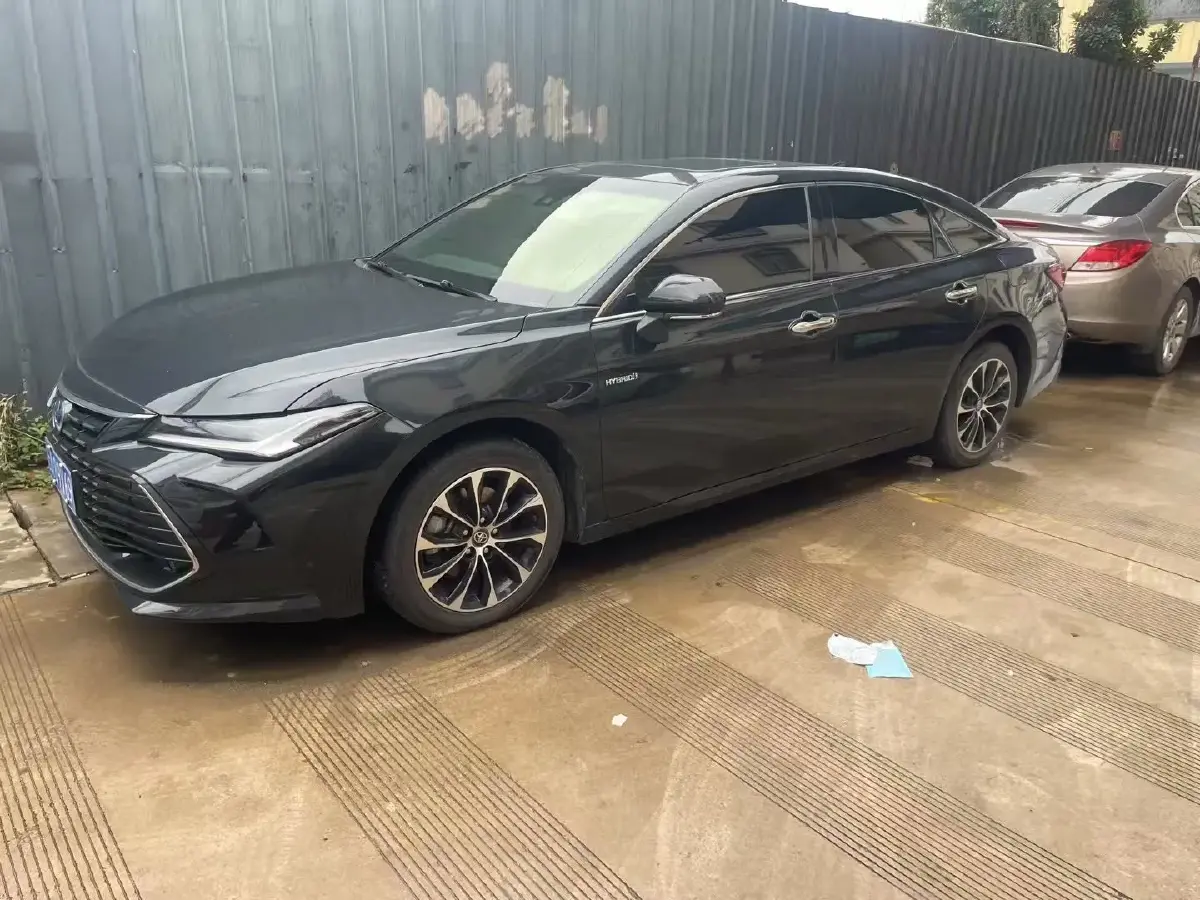 2022 Toyota Avalon 2.5L 178HP L4 E-CVT Hybrid