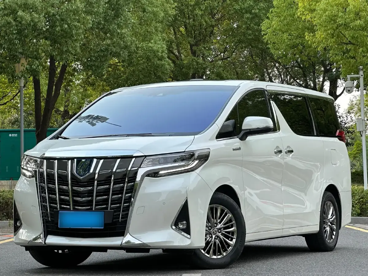 2021 Toyota Alphard 2.5L 117HP L4 E-CVT Hybrid
