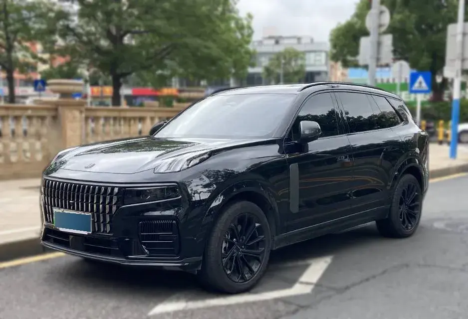 2023 LYNK&CO 09 EM-P 2.0T 254HP L4 3DHT PHEV 40.1KWH