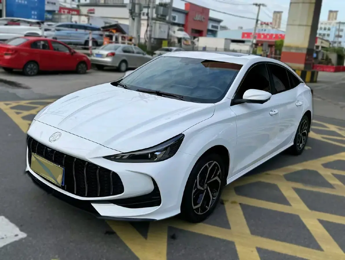 2025 MG 5 1.5T 181HP L4 7DCT